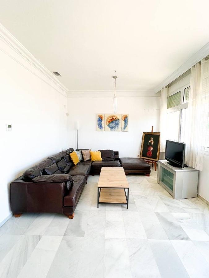 Modern Three-Level Apartment Near The Sea Benalmádena Exterior foto